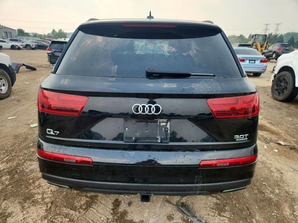 2017 AUDI Q7 quattro Prestige
