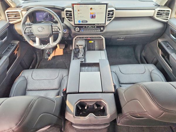 2024 TOYOTA SEQUOIA