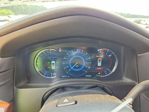 2016 CADILLAC ESCALADE