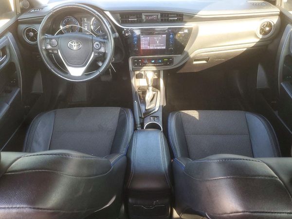 2017 TOYOTA COROLLA