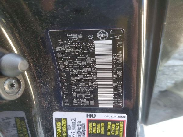 2017 TOYOTA COROLLA