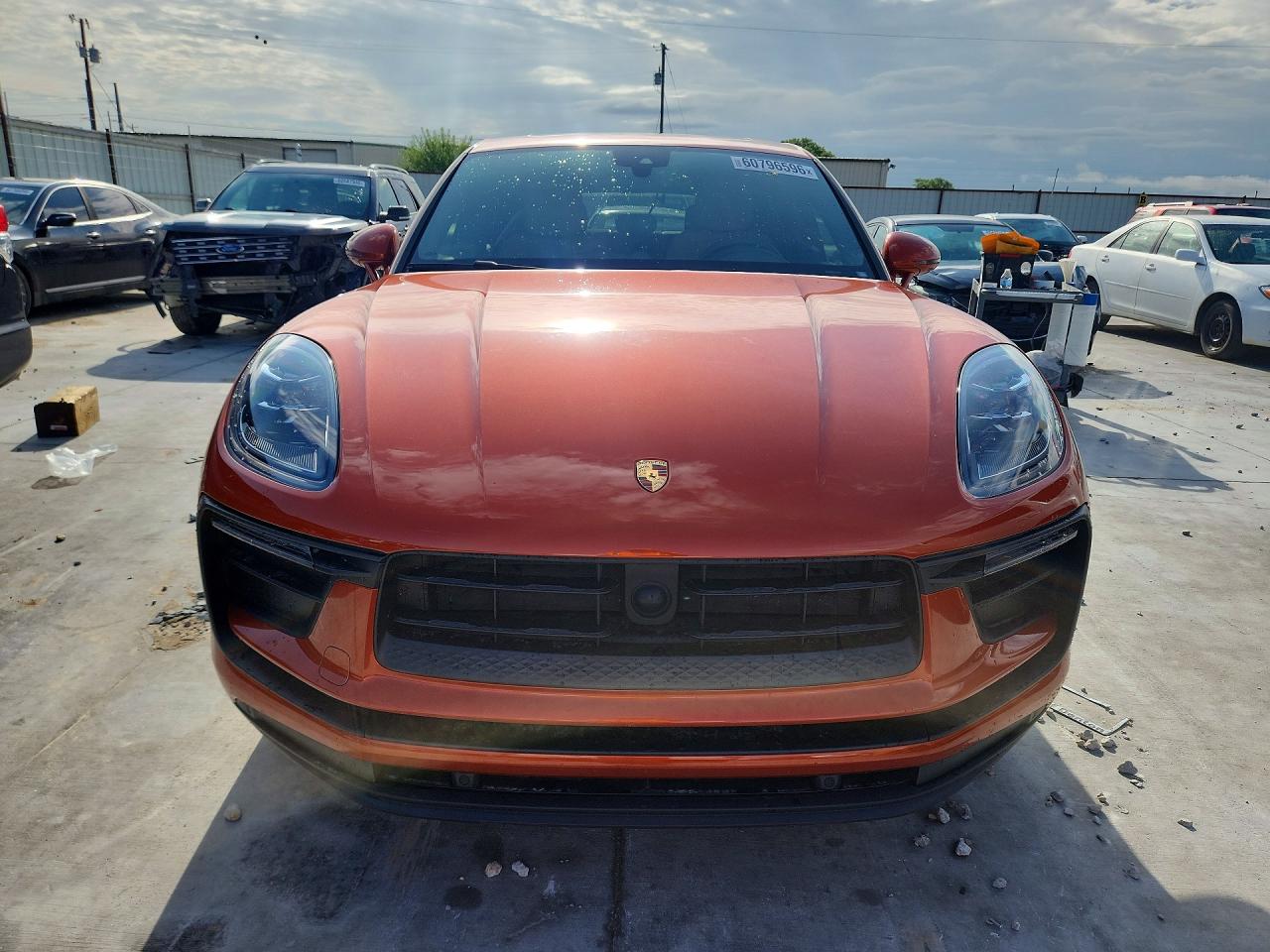2023 PORSCHE MACAN Macan / Macan T