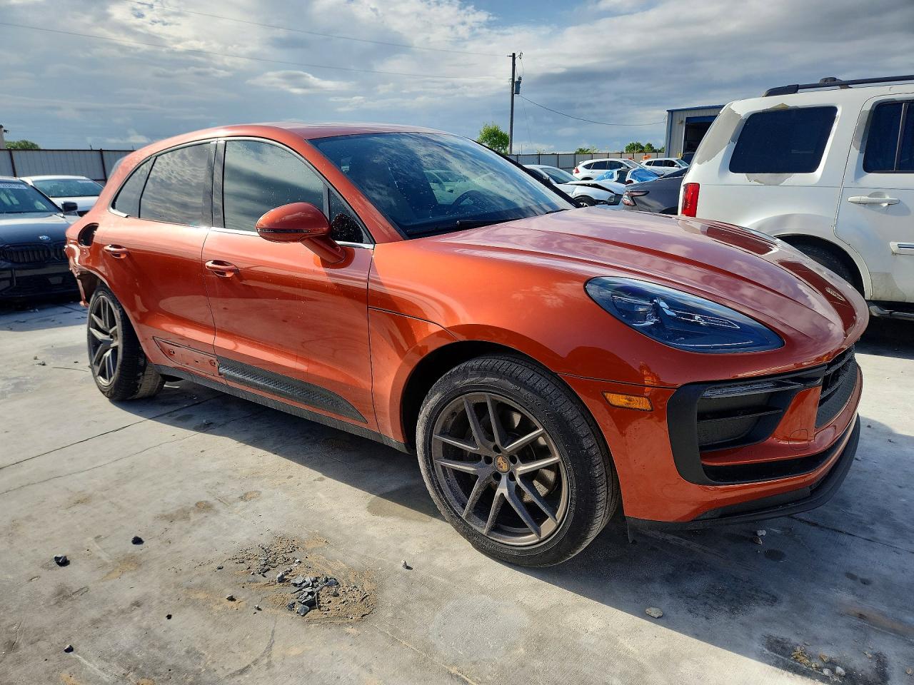 2023 PORSCHE MACAN Macan / Macan T