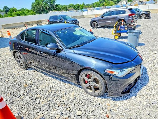 2018 ALFA ROMEO GIULIA RWD