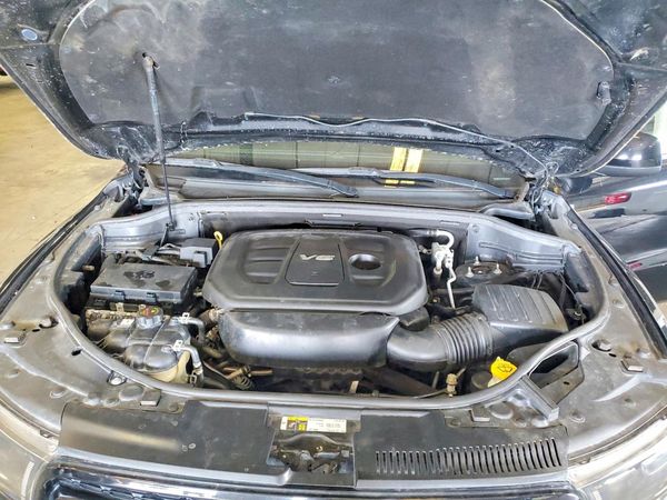 2018 DODGE DURANGO SXT — Engine bay