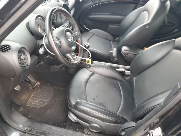 2016 MINI COOPER