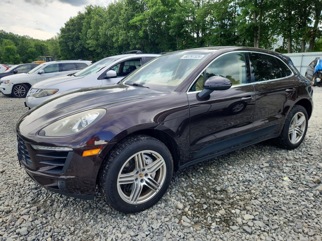 2015 PORSCHE MACAN