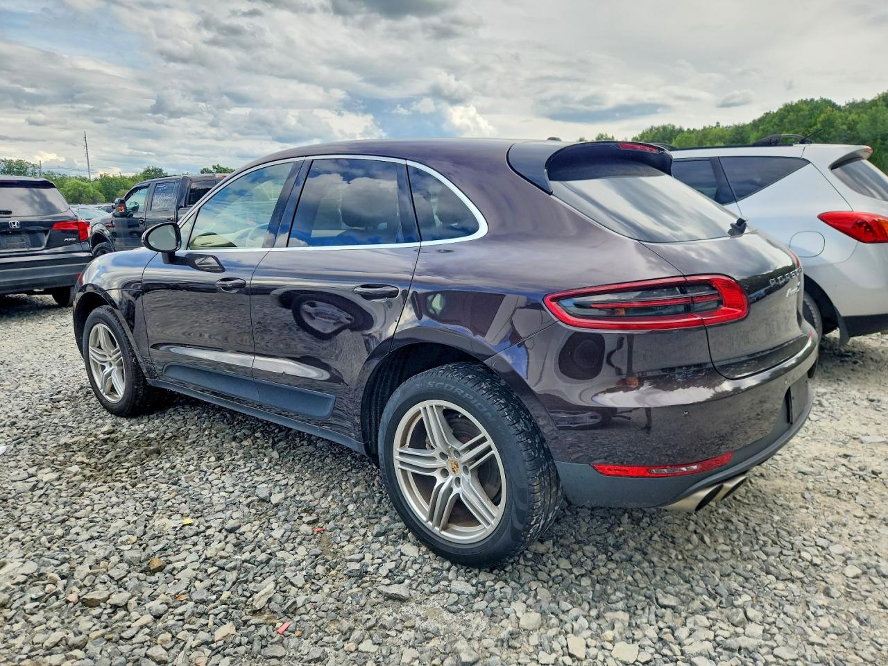 2015 PORSCHE MACAN