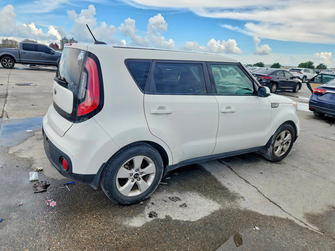 2018 KIA SOUL Base