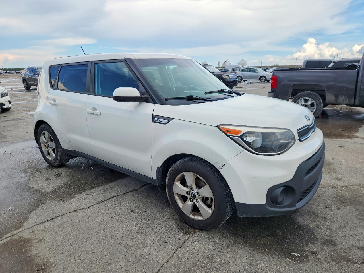 2018 KIA SOUL Base