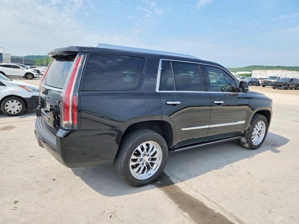 2016 CADILLAC ESCALADE Premium