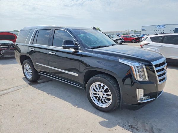 2016 CADILLAC ESCALADE Premium