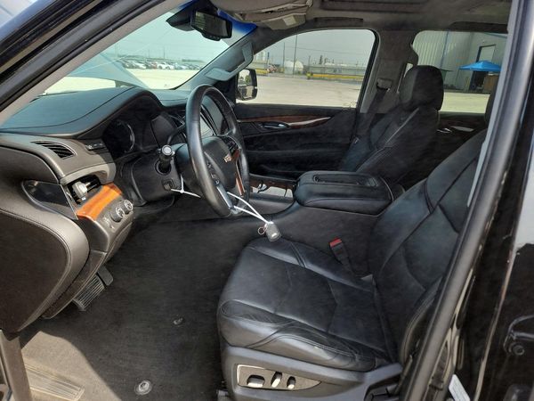 2016 CADILLAC ESCALADE Premium