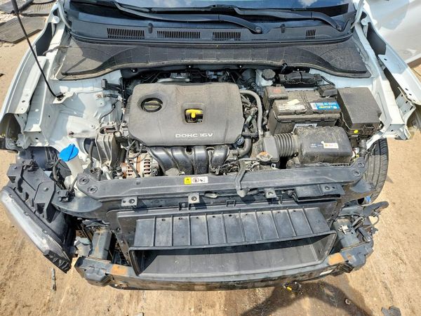 2019 HYUNDAI KONA SEL
