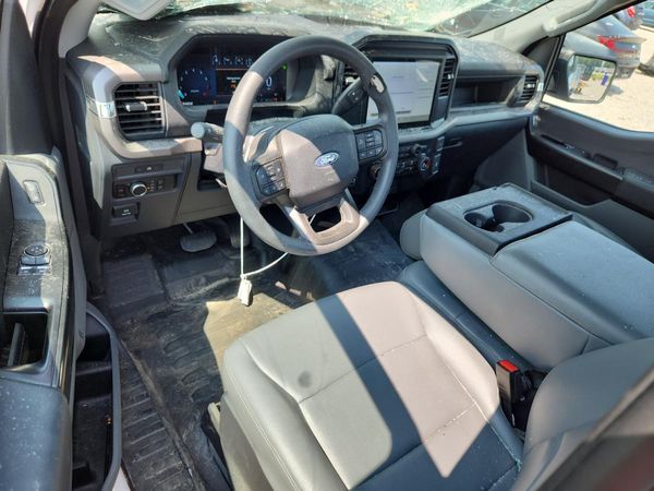 2025 FORD F150 XL