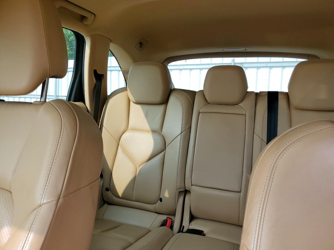 2013 PORSCHE CAYENNE