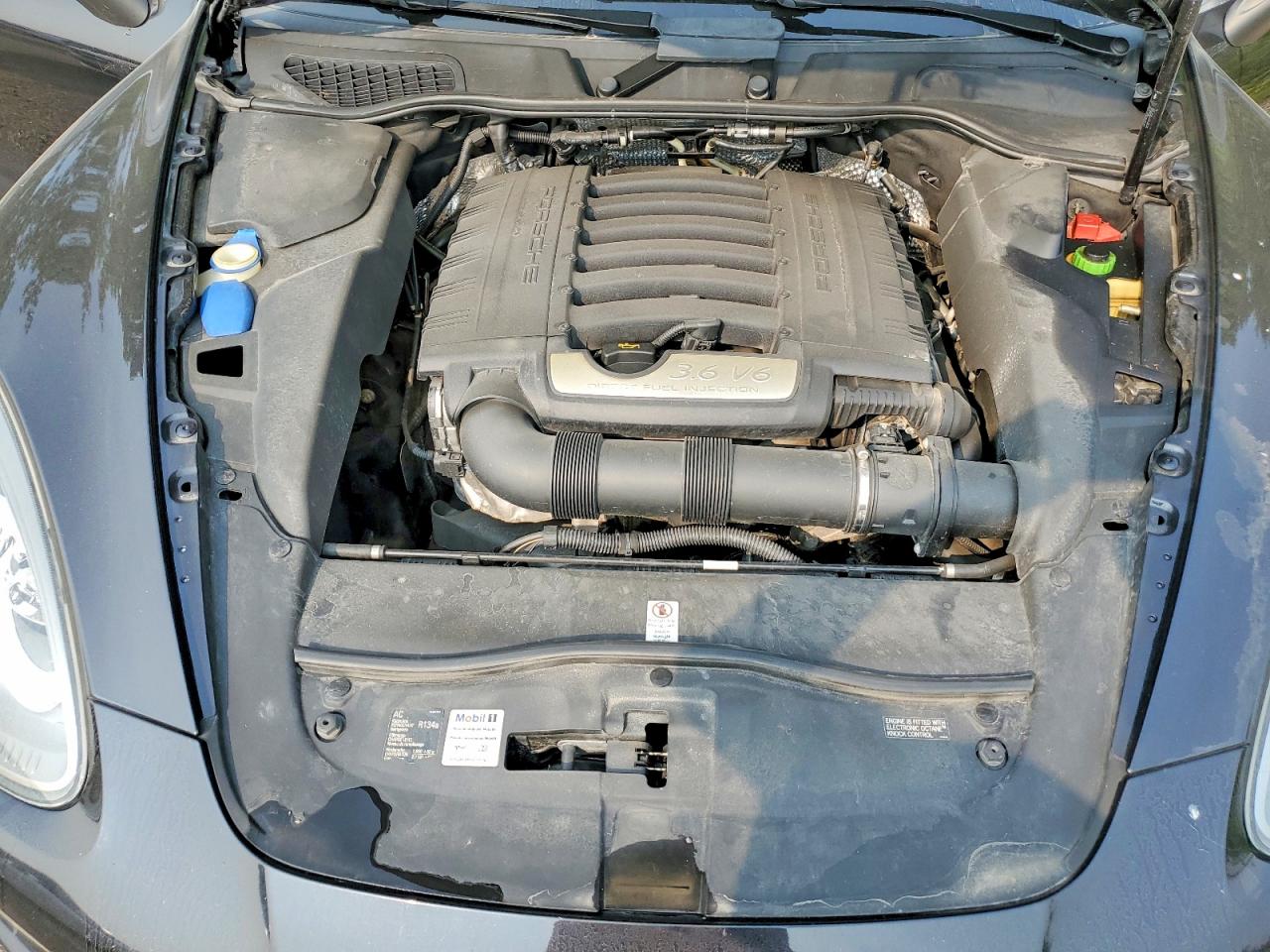 2013 PORSCHE CAYENNE