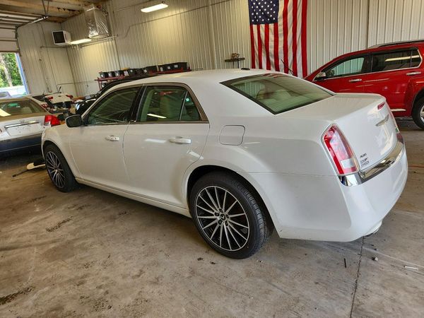 2013 CHRYSLER 300 Base