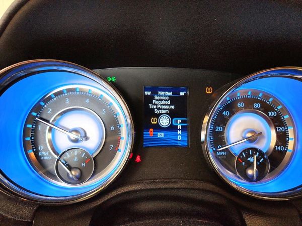 2013 CHRYSLER 300 Base