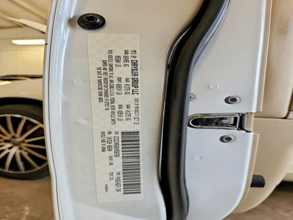 2013 CHRYSLER 300 Base