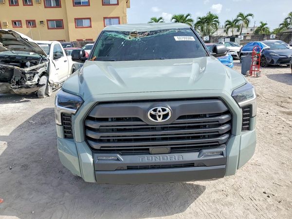 2024 TOYOTA TUNDRA SR5