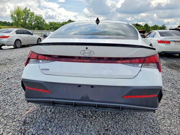 2026 HYUNDAI ELANTRA