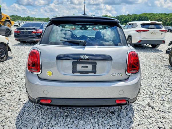 2024 MINI COOPER