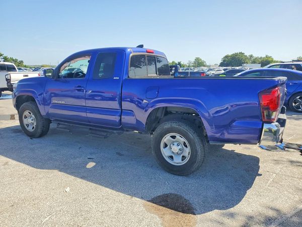2022 TOYOTA TACOMA SR5