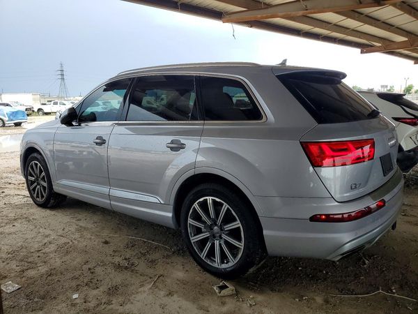 2017 AUDI Q7 quattro Premium Plus