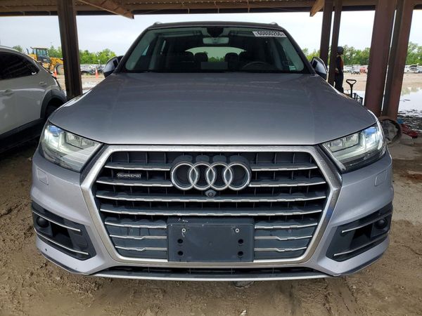2017 AUDI Q7 quattro Premium Plus
