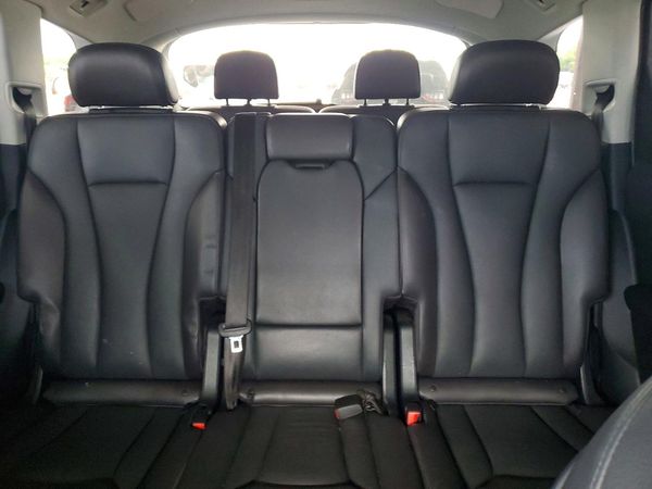 2017 AUDI Q7 quattro Premium Plus