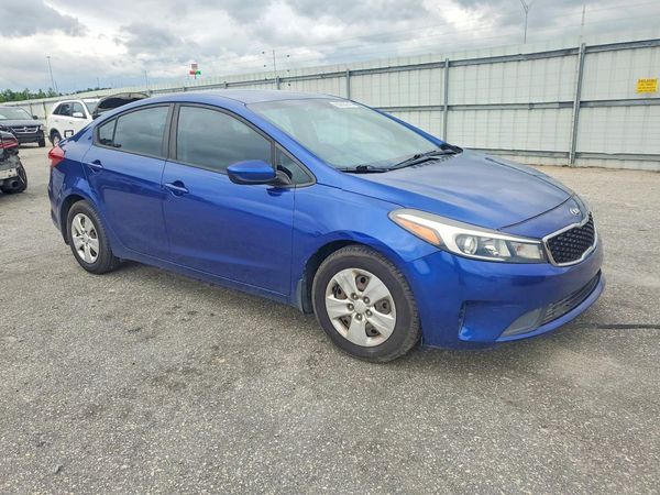 2017 KIA FORTE