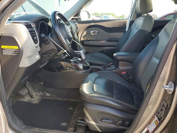 2016 KIA SOUL Exclaim
