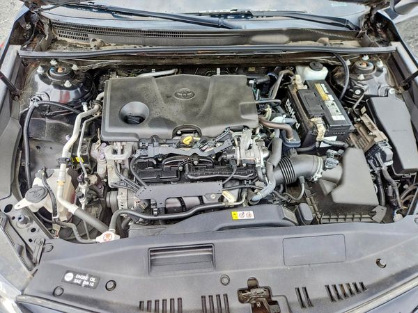2019 TOYOTA CAMRY