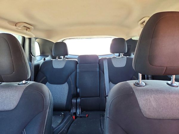 2015 JEEP CHEROKEE SPORT FWD