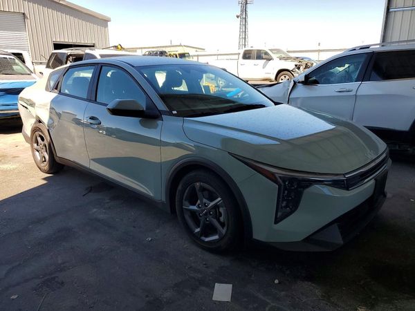 2025 KIA K4 LX, LXS
