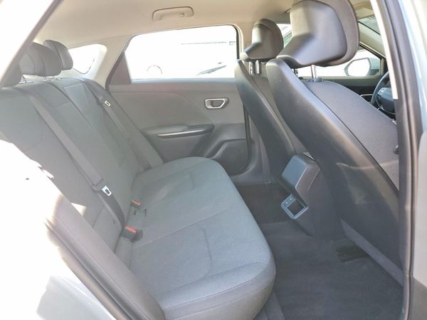 2025 KIA K4 LX, LXS