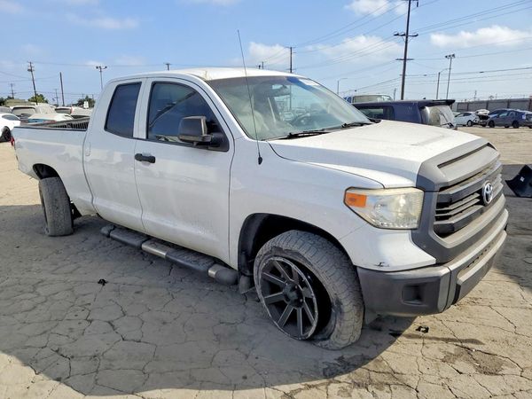 2015 TOYOTA TUNDRA SR5 Grade