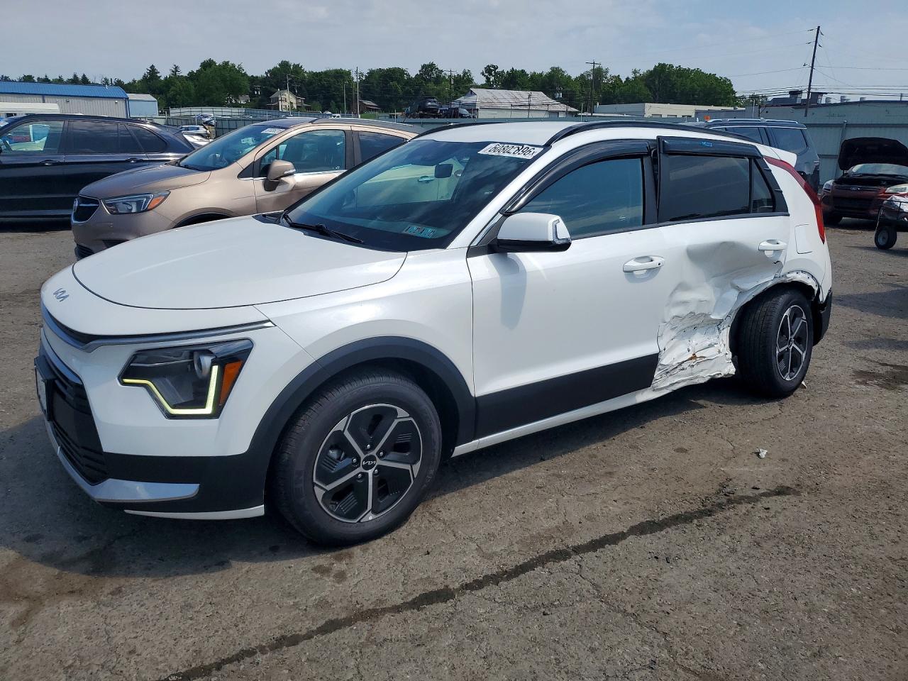 2025 KIA NIRO