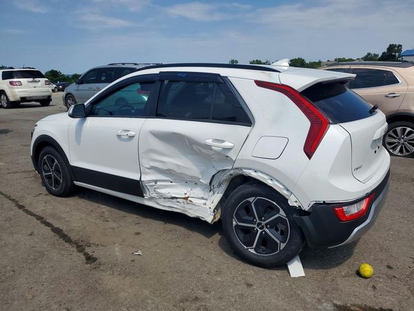 2025 KIA NIRO