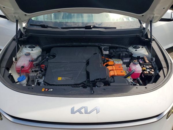 2025 KIA NIRO
