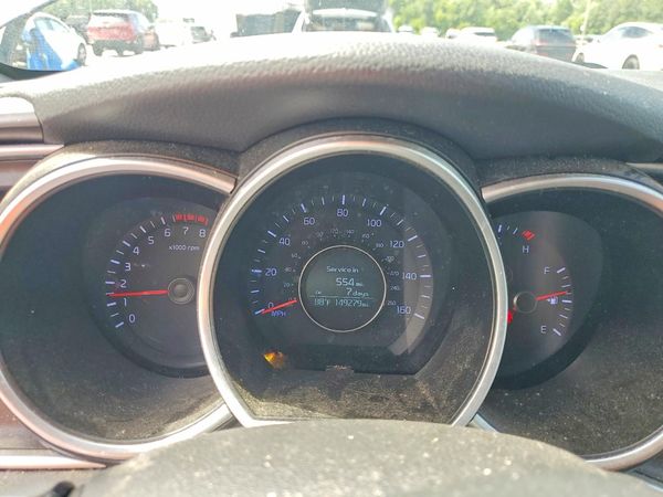 2015 KIA OPTIMA GL - Middle-low
