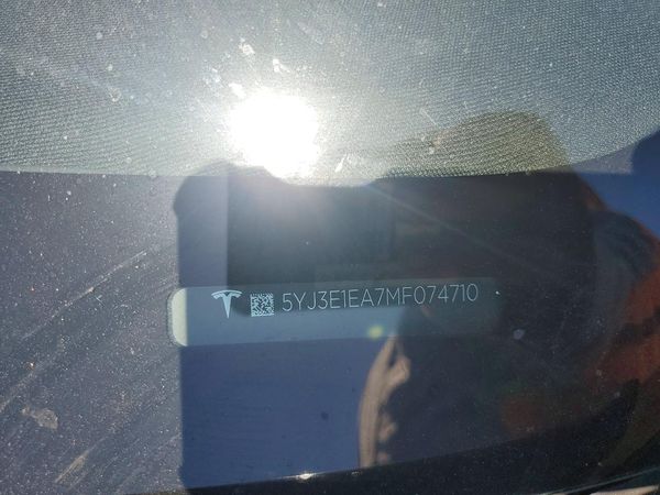 2021 TESLA MODEL 3