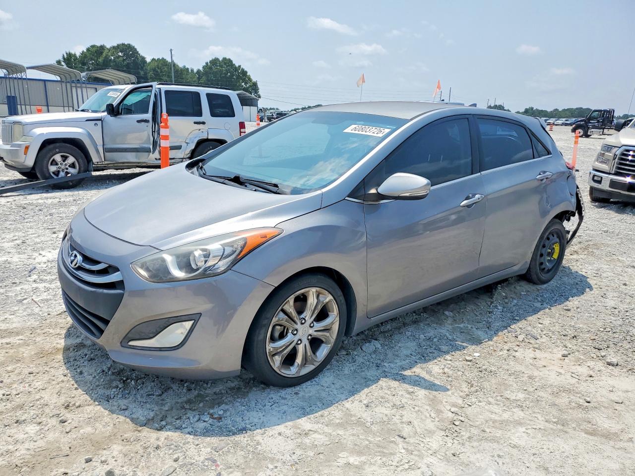 2014 HYUNDAI ELANTRA STD, Style, Tech — Front 3/4