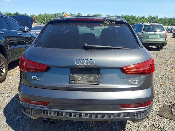 2018 AUDI Q3