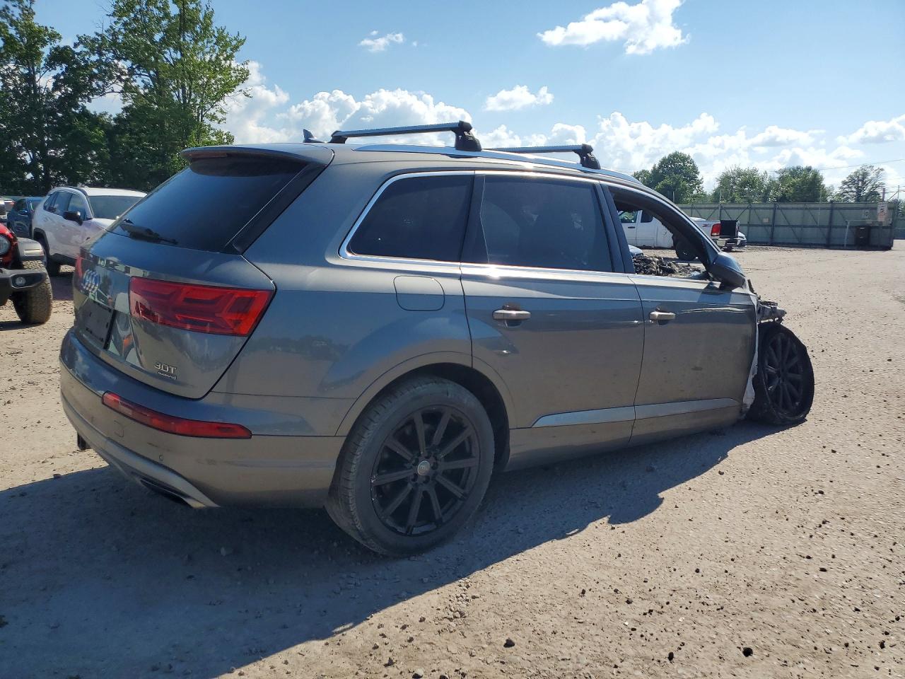 2017 AUDI Q7 quattro Premium Plus
