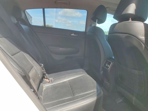 2017 KIA SPORTAGE EX