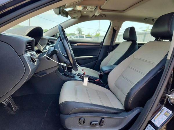 2020 VOLKSWAGEN PASSAT