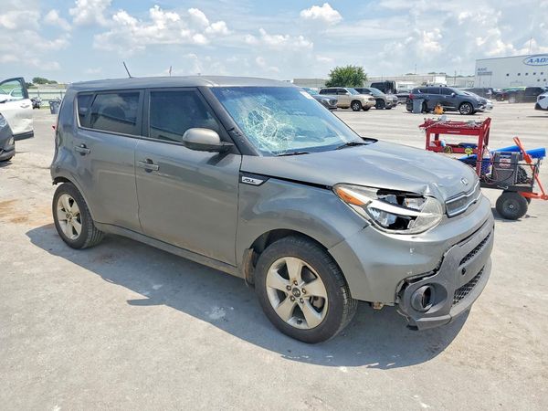 2017 KIA SOUL Base