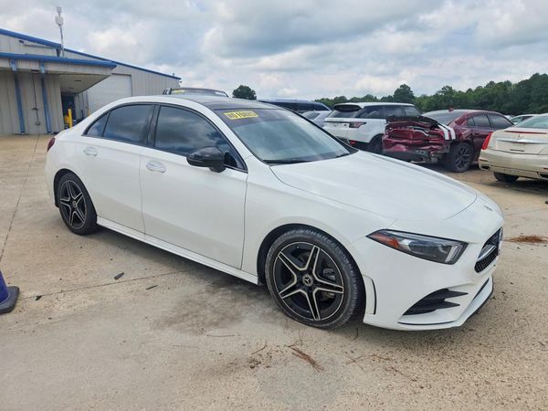 2022 MERCEDES-BENZ A A220-4M